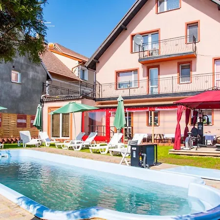 Admiral Aqua Bed & Breakfast 3*